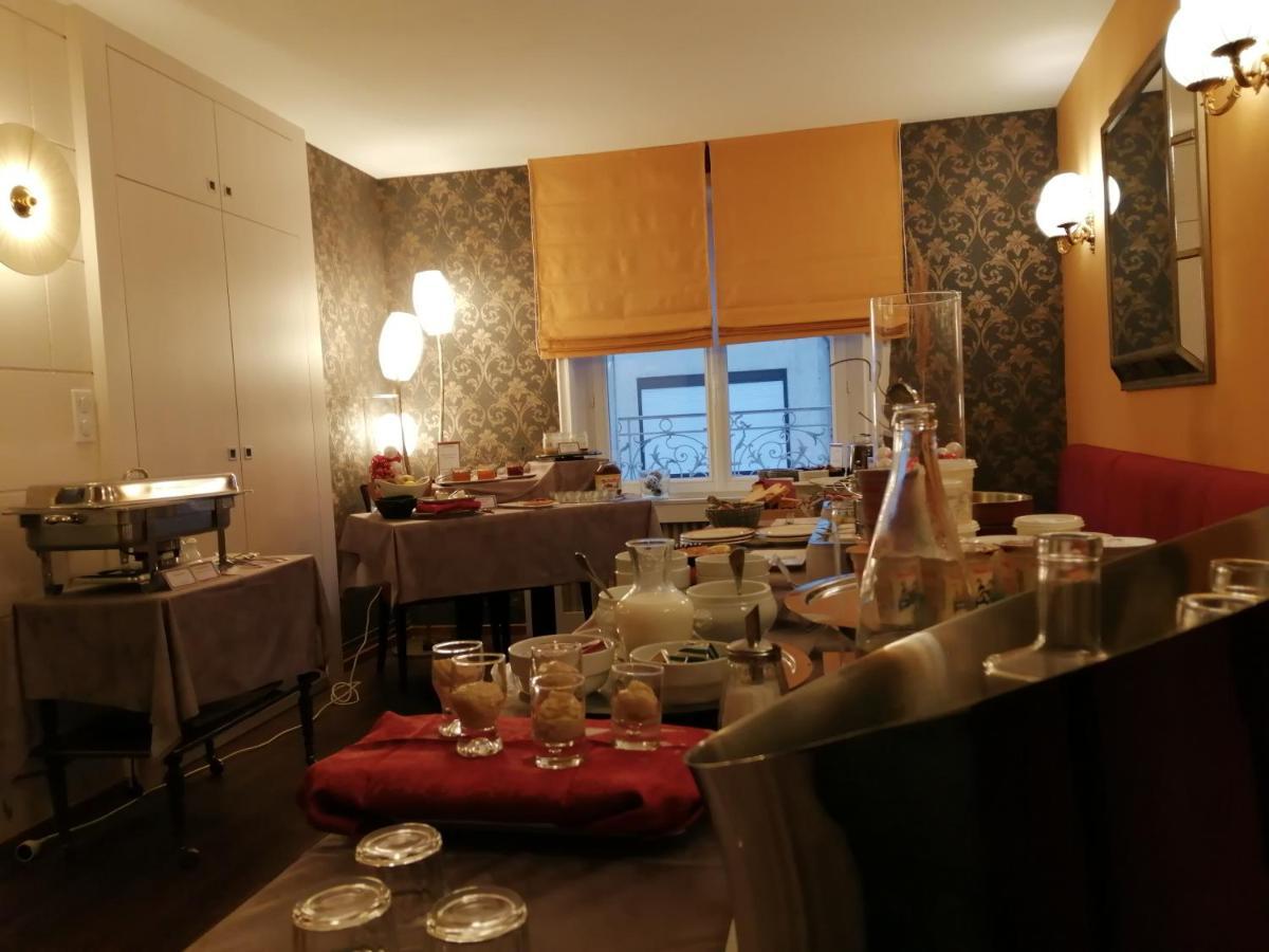 Logis Hotel La Breche - Restaurant Berthelot 엉부와스 외부 사진
