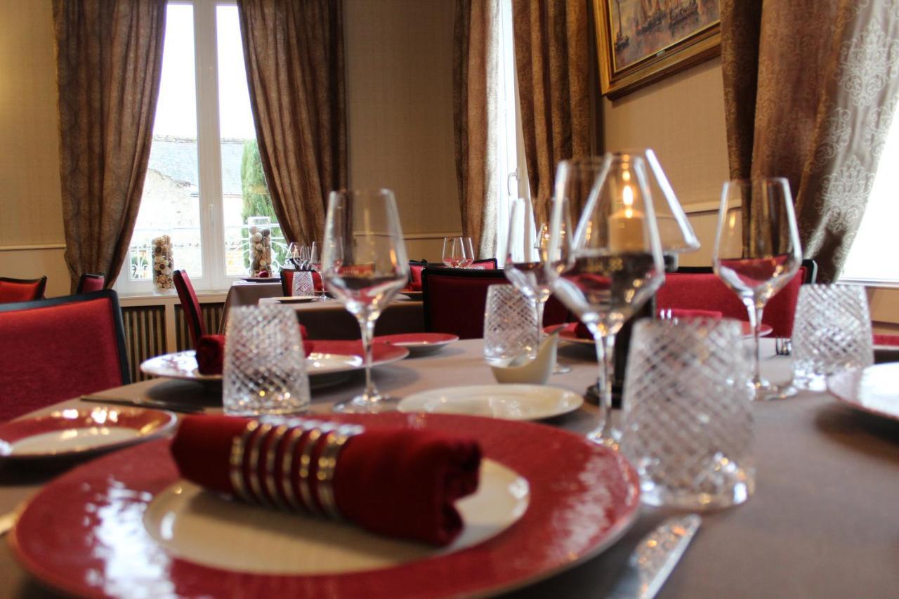 Logis Hotel La Breche - Restaurant Berthelot 엉부와스 외부 사진