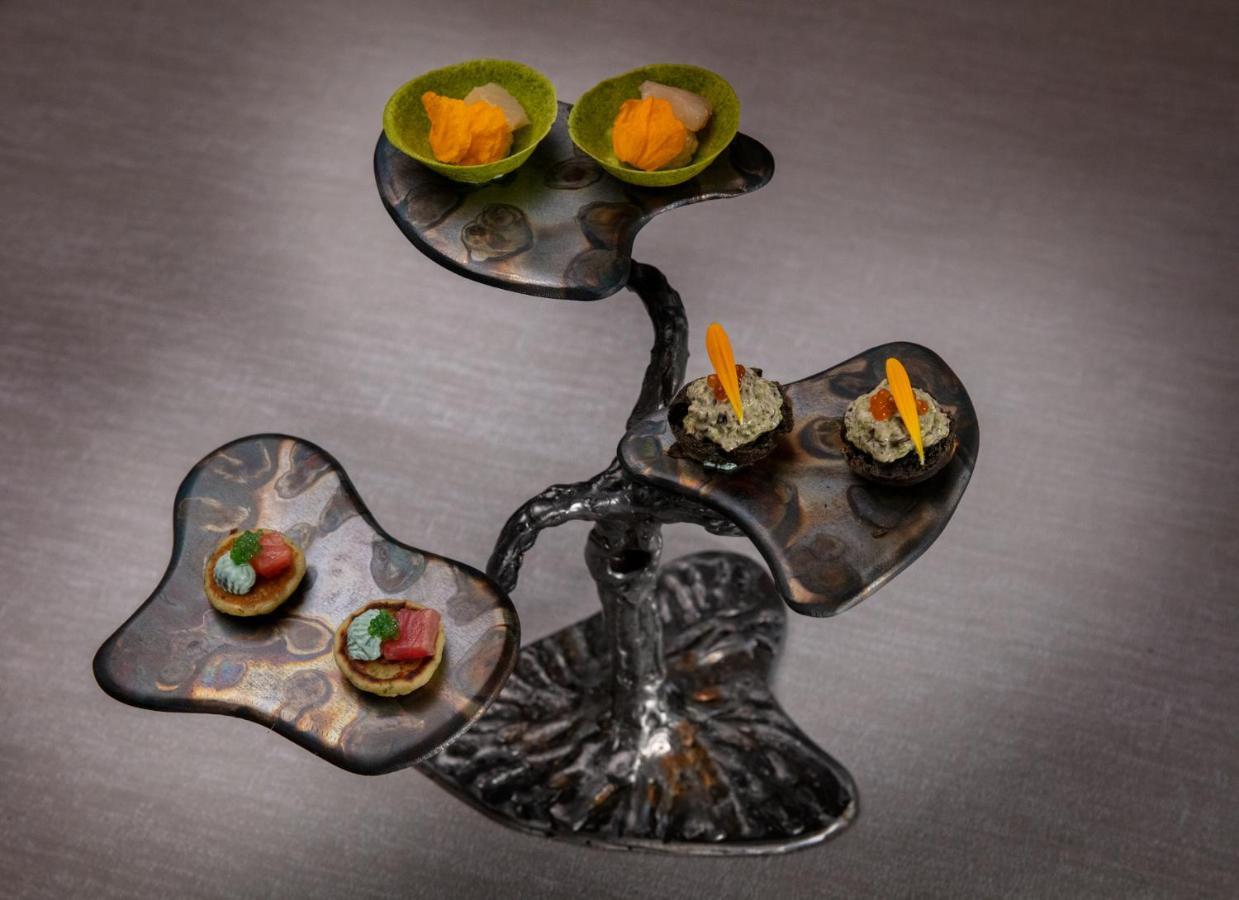 Logis Hotel La Breche - Restaurant Berthelot 엉부와스 외부 사진