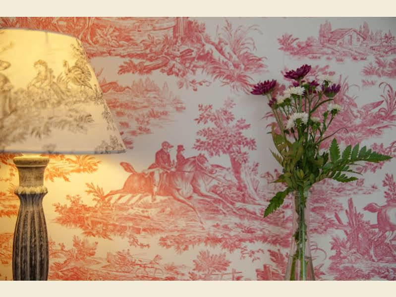 Logis Hotel La Breche - Restaurant Berthelot 엉부와스 외부 사진