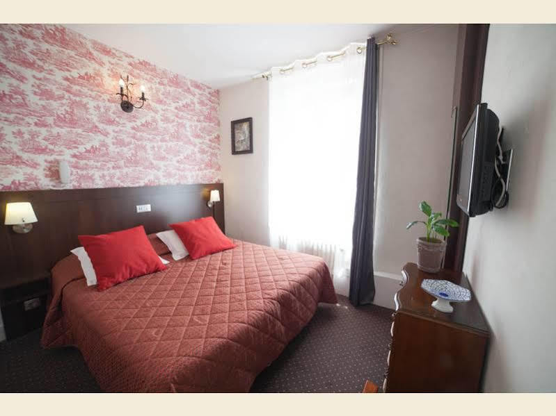 Logis Hotel La Breche - Restaurant Berthelot 엉부와스 외부 사진